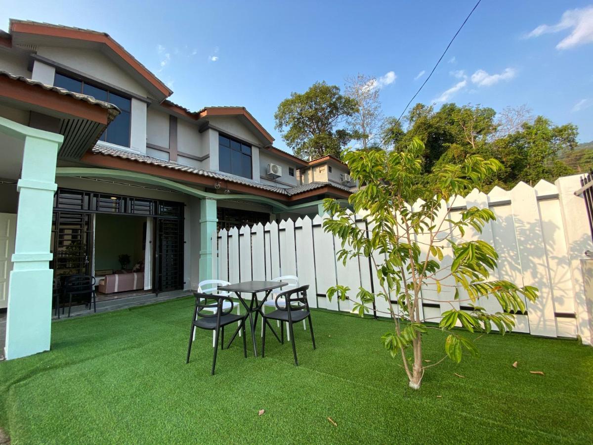Fuxi Fruit Garden Villa Langkawi 富囍休闲度假水果园别墅兰卡威 Куах Экстерьер фото
